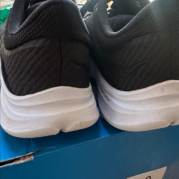 Hoka Men's Solimar Black and White Athletic Shoes, 12d ,replacement box - Picture 11 of 11